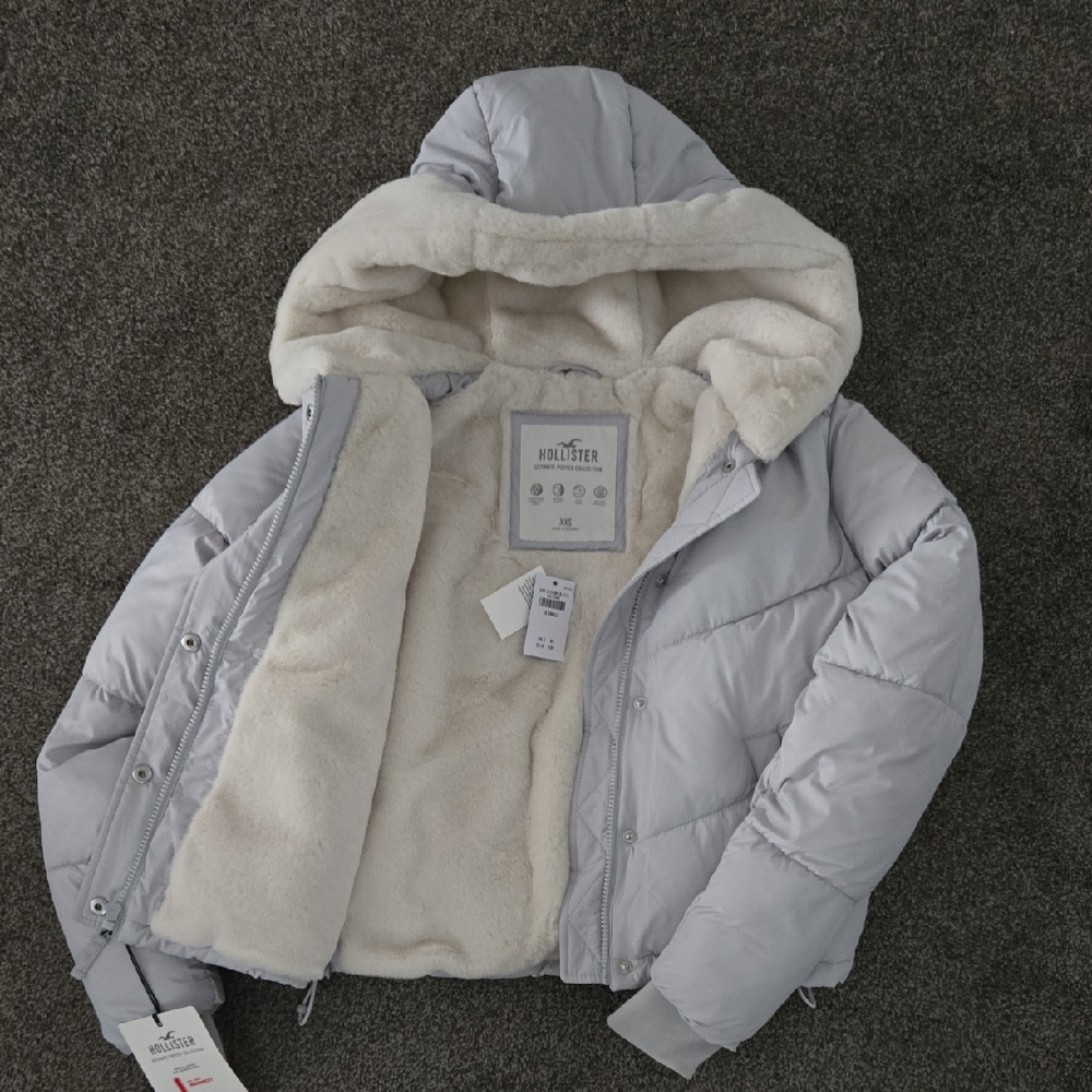 Hollister Light Gray Puffer Jacket with Faux Fur Hood